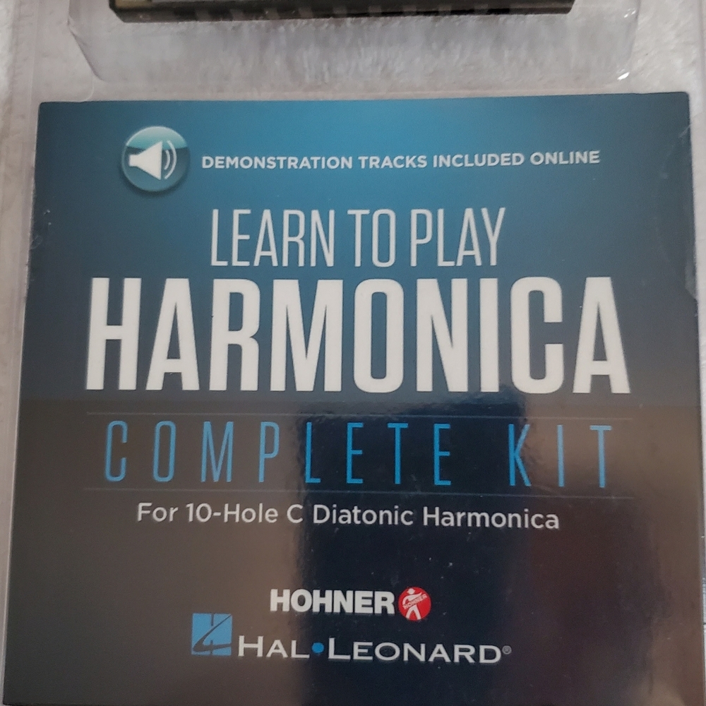 Beginners Harmonica Kit